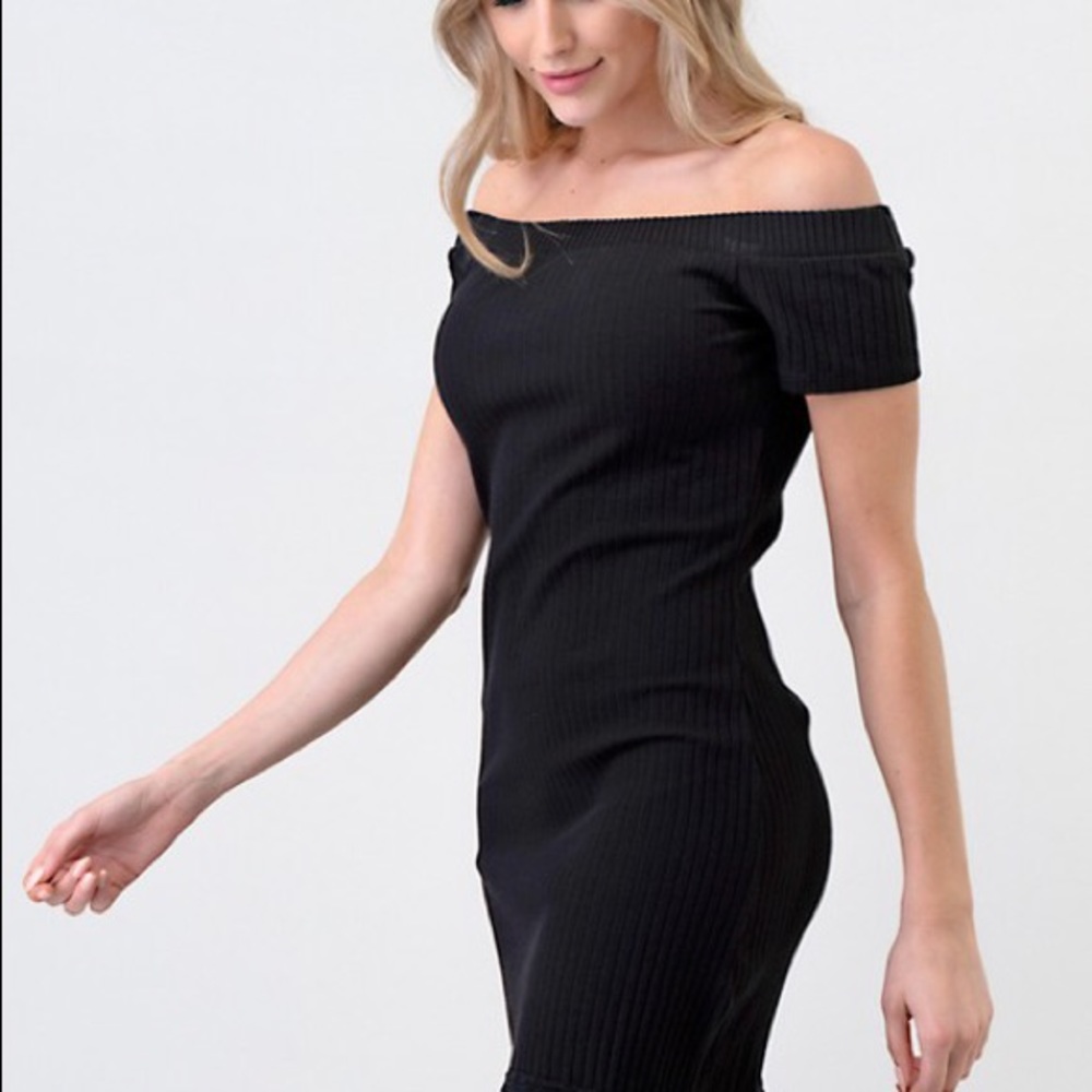 Off the shoulder mesh lace ruffle dress - Picture 4 of 4